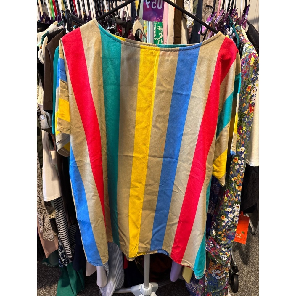 059 Tony Woods striped top